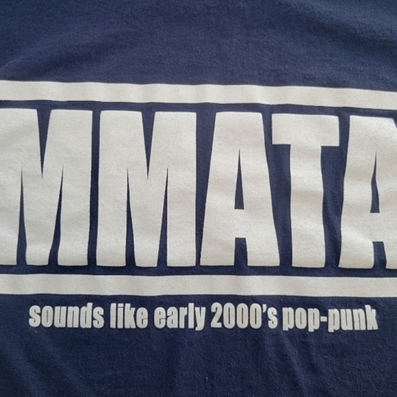 3/$15 🔴 Meet Me @ The Altar Pop Punk Emo Navy Cropped Band T-Shirt - Picture 2 of 4